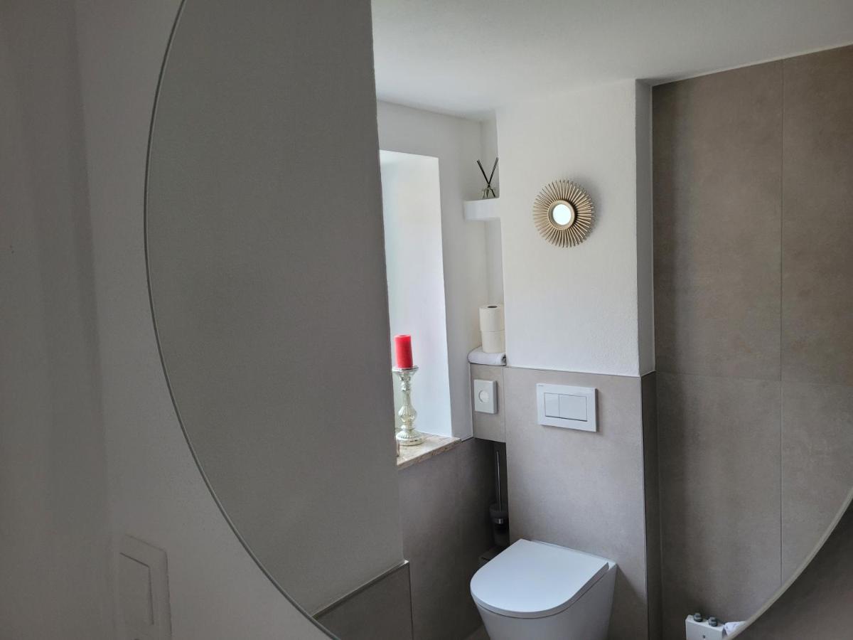 I24Rooms - Gaestezimmer Mit Eigenem Garten Legau Bagian luar foto